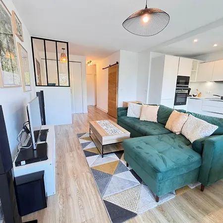 Paix Grand T3 Avec Balcon Proche Du Centre-ville Reims
