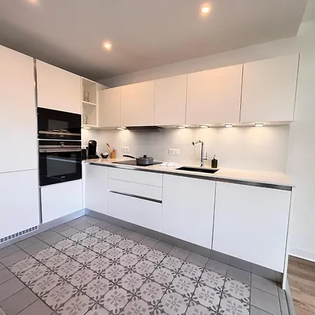 Daire Paix Grand T3 Avec Balcon Proche Du Centre-ville *