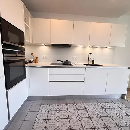 Paix Grand T3 Avec Balcon Proche Du Centre-ville Reims